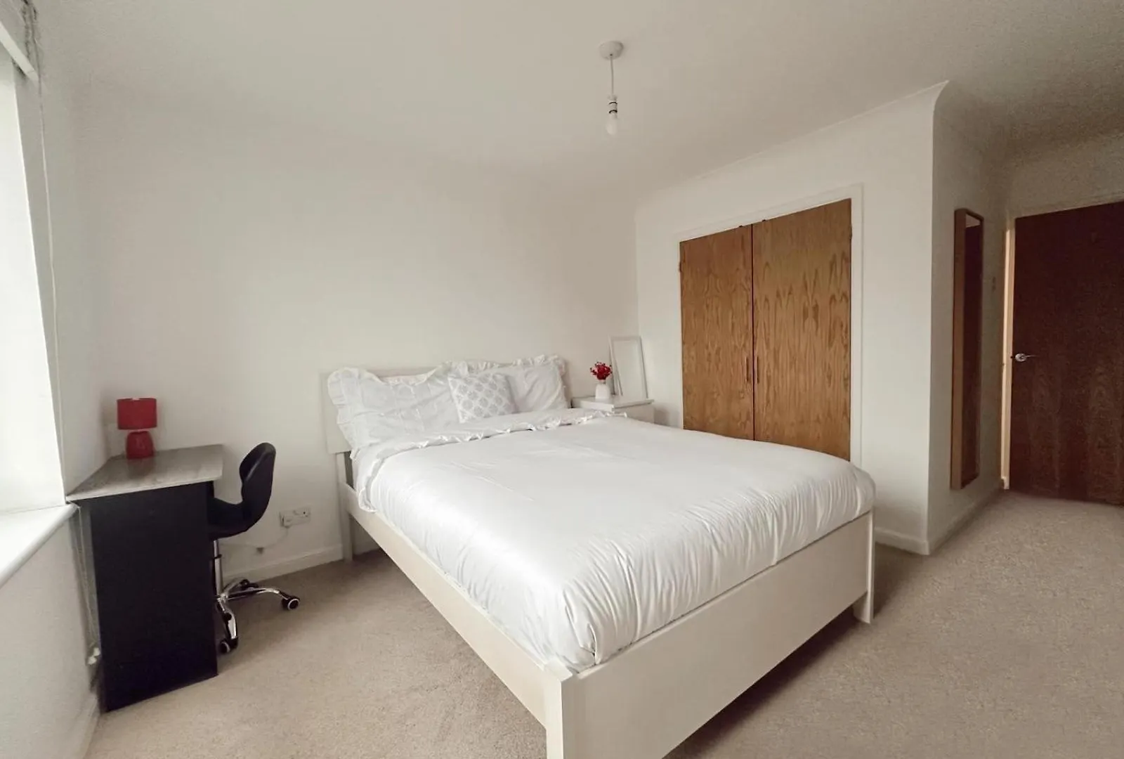 Cosy King Size Room In Tower Bridge London